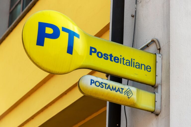 Insegna Poste Italiane simbolo dei buoni fruttiferi