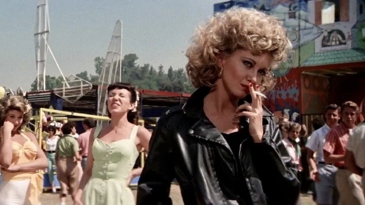 Olivia Newton-John in una scena di Grease