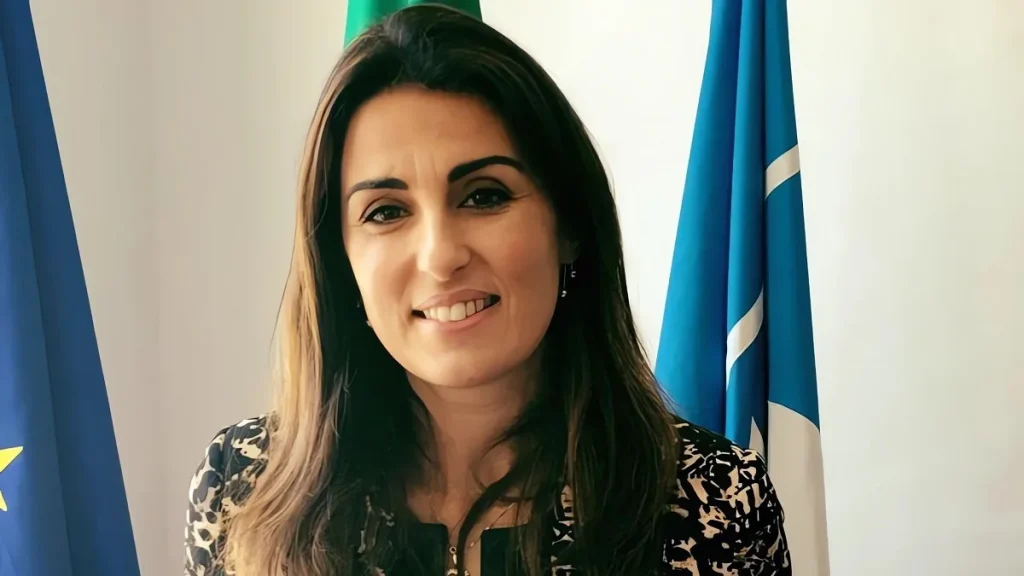 Un primo piano di Teresa Anjinho