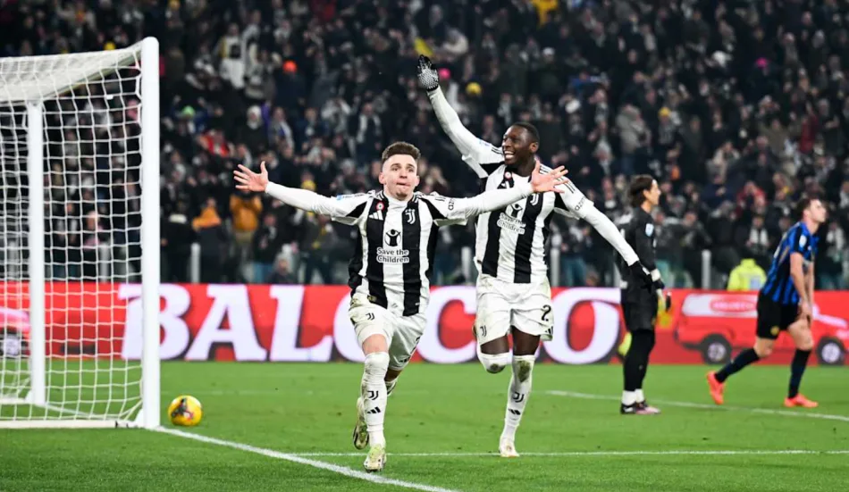Esultanza dei giocatori della Juventus dopo un gol contro l'Inter in una partita di Serie A.