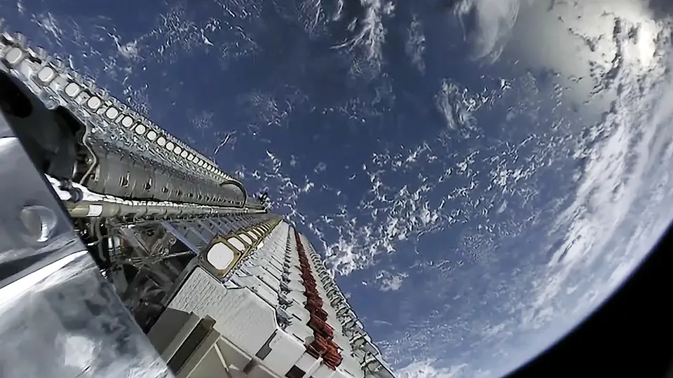 Starlink: cos'è e come funziona il sistema satellitare di Elon Musk