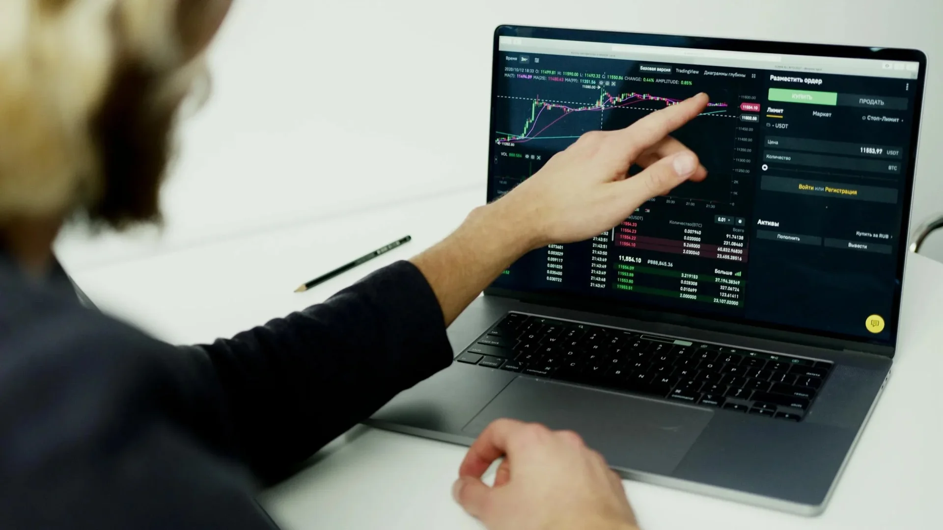 Benjamin Graham: i 5 fattori chiave per valutare le azioni