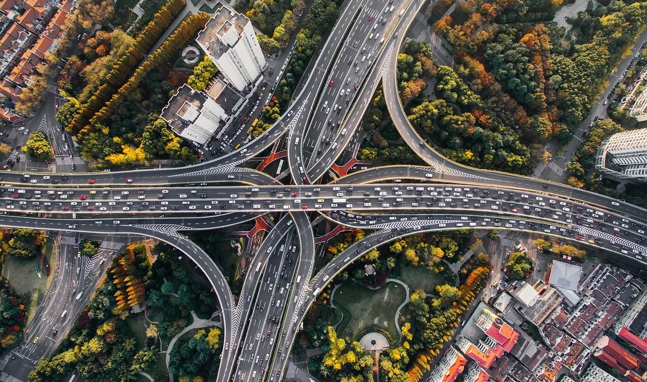 Big Tech: perché le azioni di USA e Cina seguono strade opposte