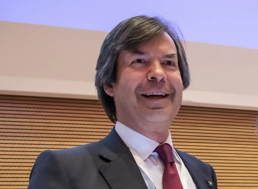 L'amministratore delegato di Intesa Sanpaolo, Carlo Messina, dopo la nomina per un nuovo mandato alla guida di Intesa Sanpaolo