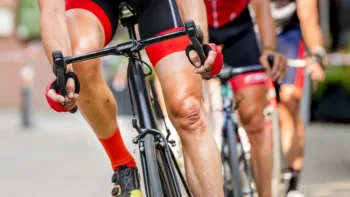 Un gruppo di ciclisti al Giro d'Italia 2025