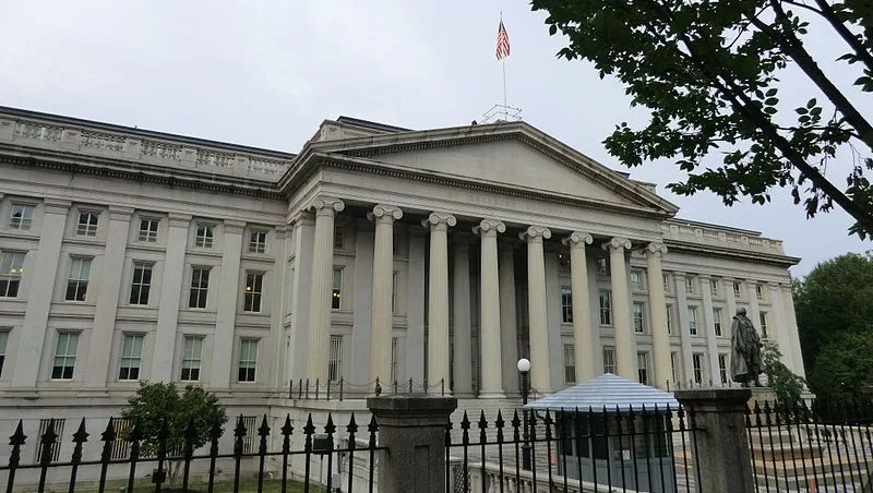 Titoli di Stato Usa: rendimenti a 30 anni al 5% dopo downgrade di Moody's