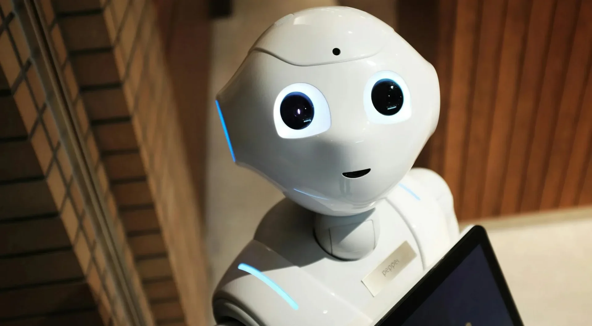 Intelligenza artificiale: le Big Four sviluppano un nuovo audit AI