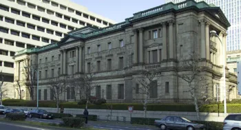BoJ: tutto fermo sui tassi, ma il tapering rallenta