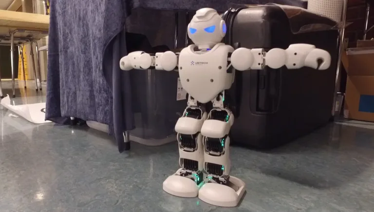 Ant Group presenta il suo primo robot umanoide, ecco cosa sapere
