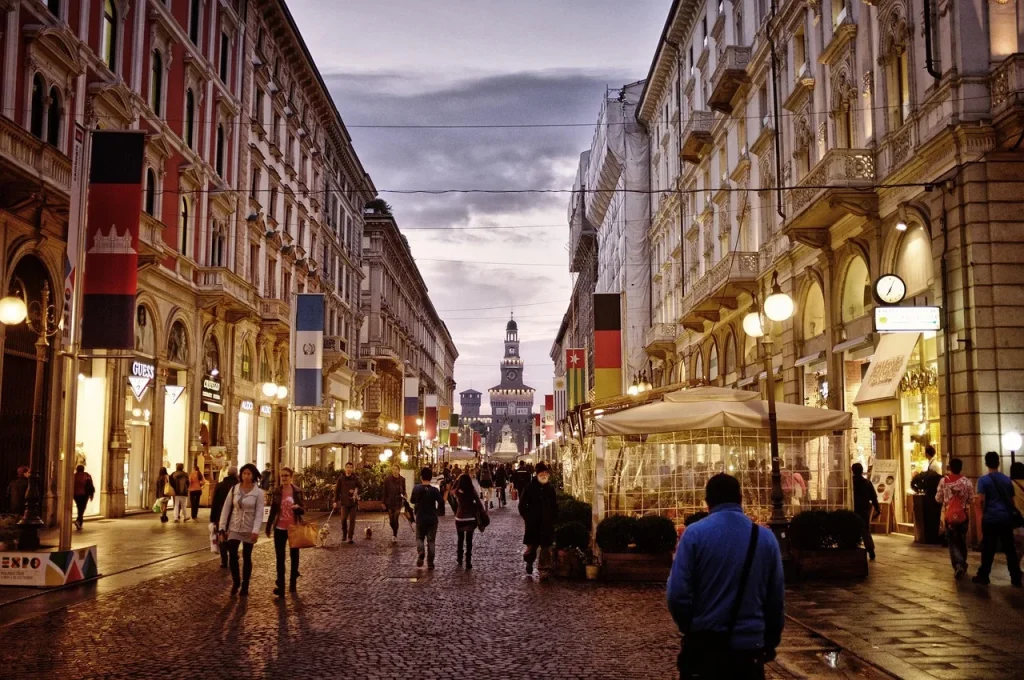 mercato immobiliare italiano, vola Milano