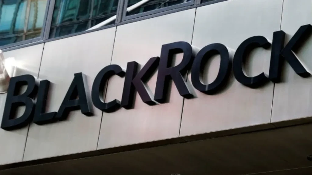 Facciata principale dell’edificio di BlackRock, colosso mondiale della gestione patrimoniale, situato a New York