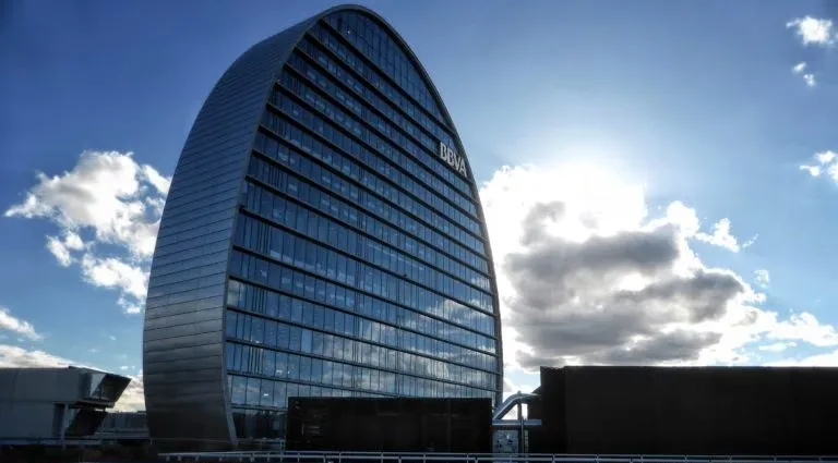 Bbva mostra i muscoli a Sabadell
