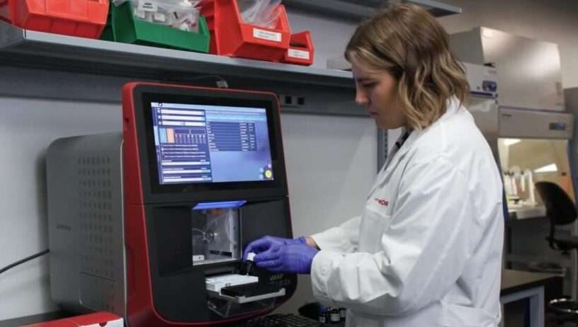Laboratorio di Diagnostica Molecare e Immunodiagnostica di Diasorin. Immagine presa dal sito Diasorin