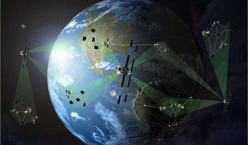 immagine della Terra con satelliti nello spazio