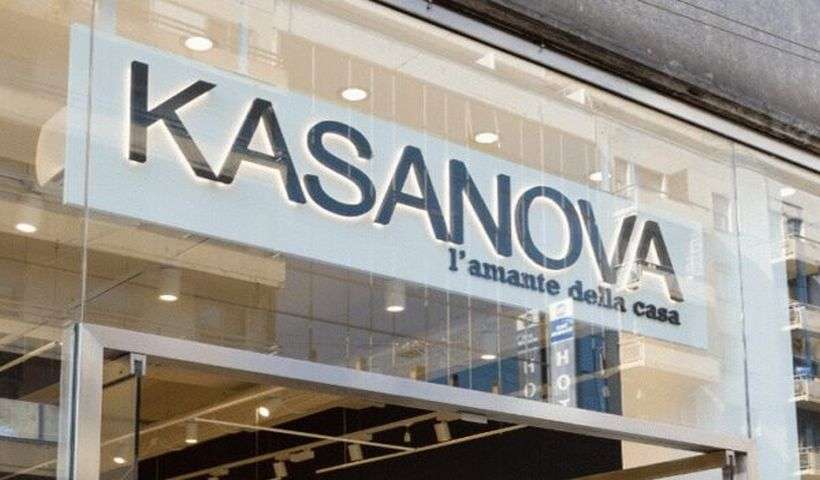 foto della facciata di un negozio Kasanova