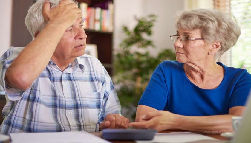 Pensioni 2027 aumento età pensionabile.