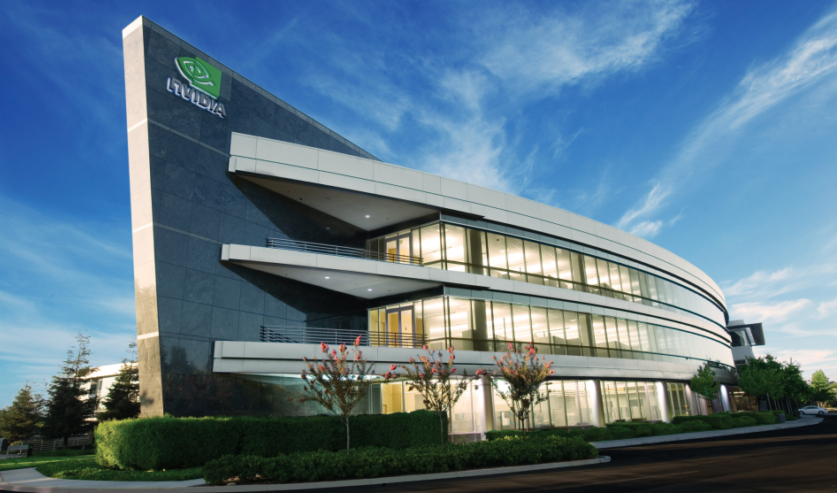 Una vista esterna degli uffici di Nvidia nella sede principale di Santa Clara
