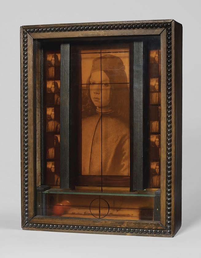 Untitled (serie Medici, Pinturicchio Boy) di Joseph Cornell