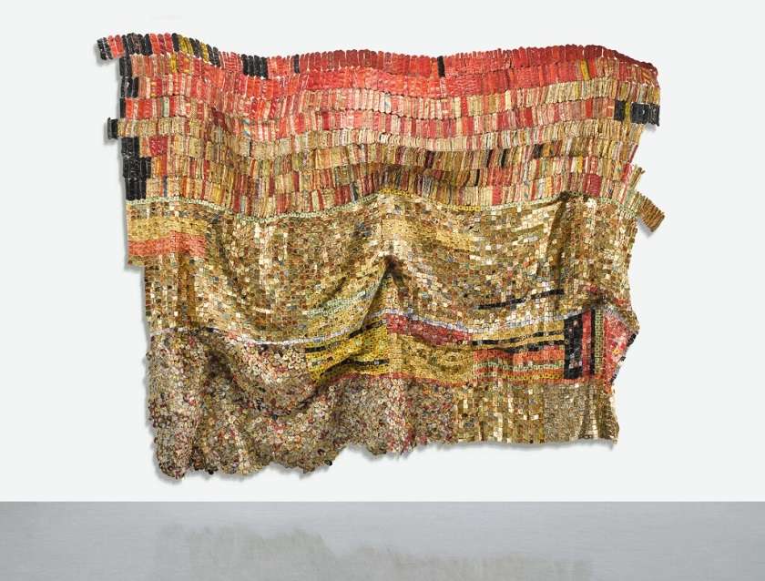 Take My Hand di El Anatsui