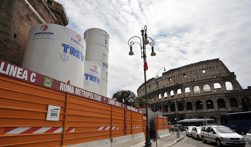 Un cantiere di Trevi a Roma, per la costruzione della fermata della metropolitana di San Giovanni