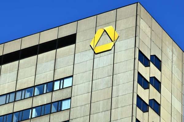 una foto della sede di Commerzbank