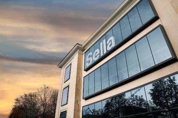 una foto di una sede di Banca Sella