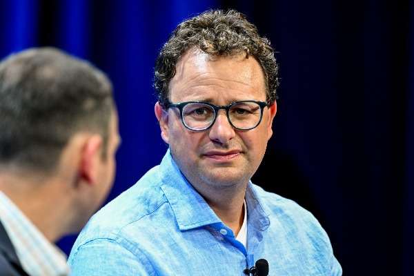 Dario Amodei, fondatore e amministratore delegato di Anthropic, intervistato a margine di un evento
