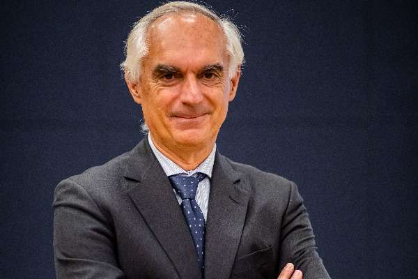 una foto di Gabriele Burgio, amministratore delegato e presidente di Alpitour World