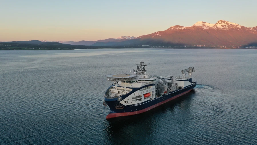 Una nave posacavi di Prysmian