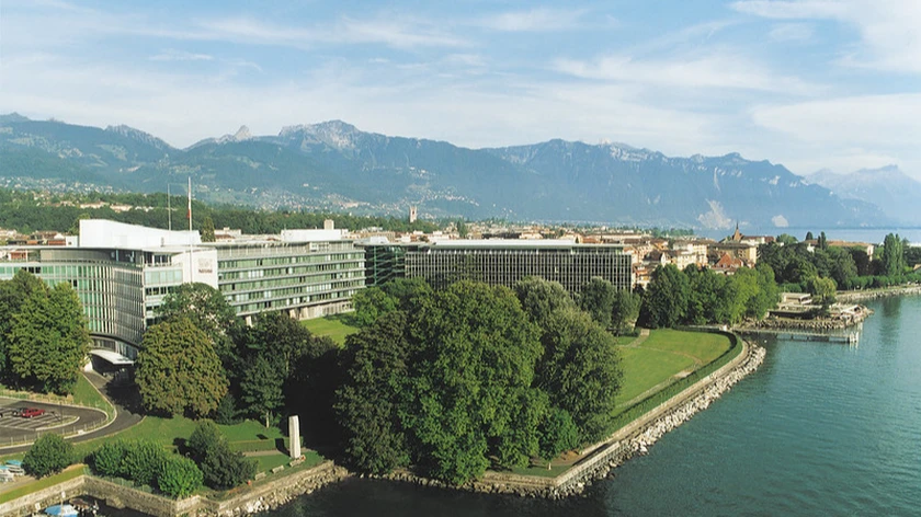 Il quartier generale di Nestlé, affacciato sul lago di Ginevra